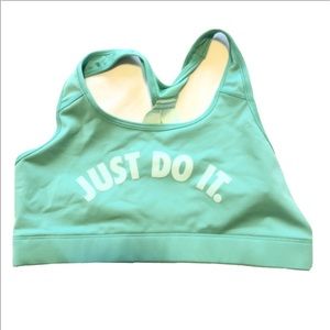 Nike Victory Sports Bra Medium Support Mint Yoga